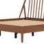 Lit plateforme en bois avec tête de lit haute, avec lattes de bois et support en métal, style Mid-Century moderne-490949828-490949826