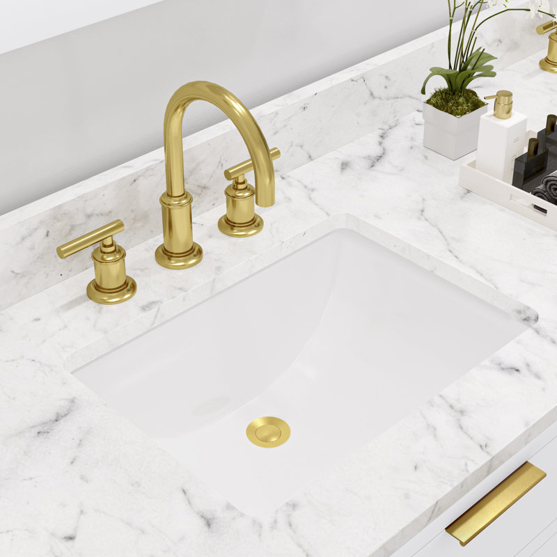 Meuble-lavabo de comptoir en marbre blanc 72 po avec robinet Bristol, Blanc pur