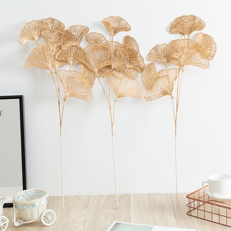 Simulation d'eucalyptus doré en plastique résistant aux intempéries Traskwood