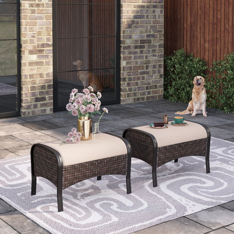 Outdoor Ottomans With Cushions 