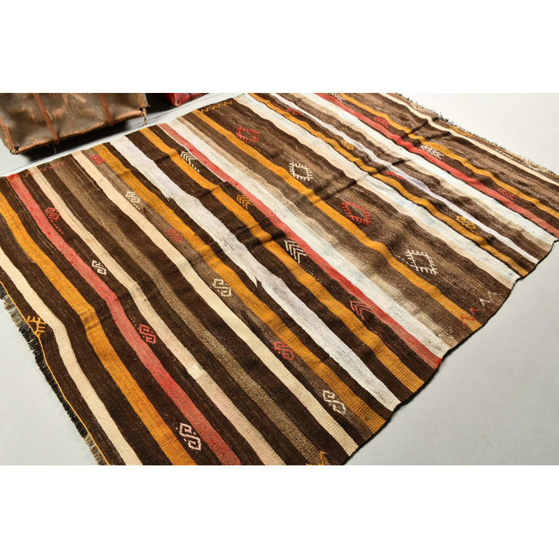 Grand kilim turc rétro brun pour la décoration intérieure idéal pour les chambres à coucher avec un design tribal