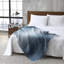 Jeté en faux mohair bleu Kenneth Cole-118699066