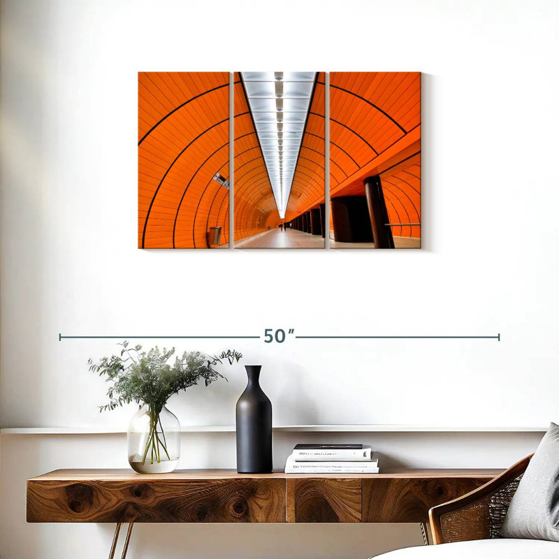 Nicci Empty Marienplatz Station, 20" H x 33" W