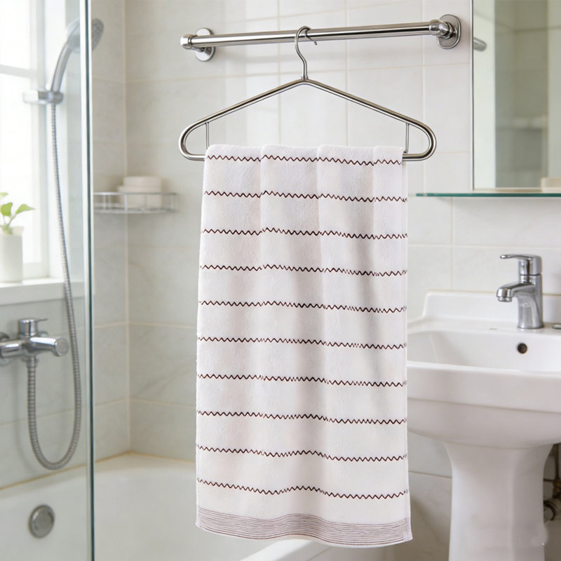 1Pcs Large Bath Towels 100% Cotton  Extra Beach Towels, White Striped