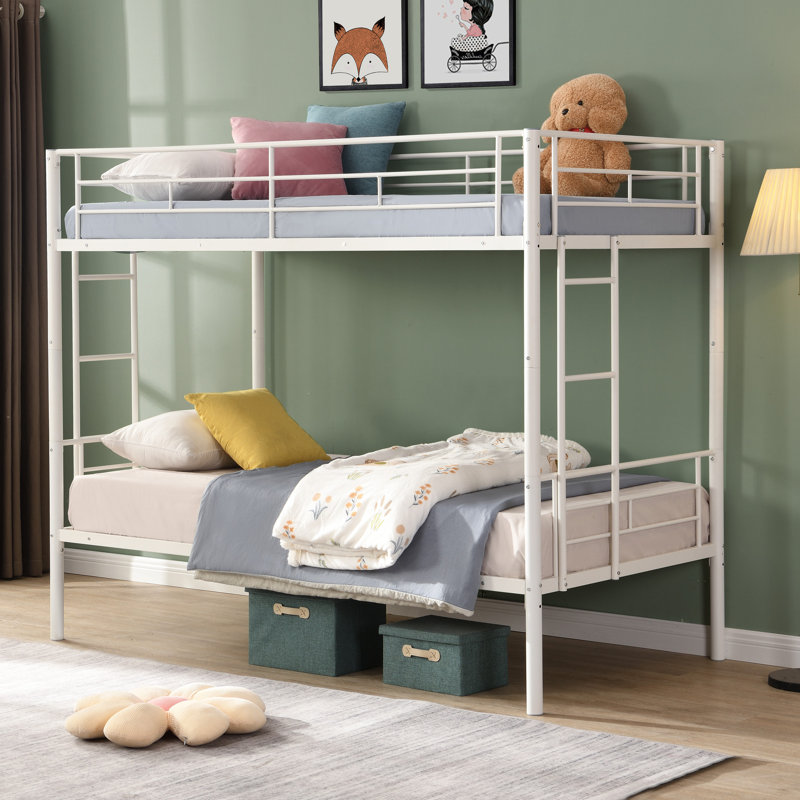 Lit superposé simple en métal, ajout de chambre à coucher moderne pour économiser de l'espace, sur-arrangement, solide et stable, sommeil confortable et silencieux, lit noir avec escalier sécuritaire, optimisation de la conception, solution d'économie, acier