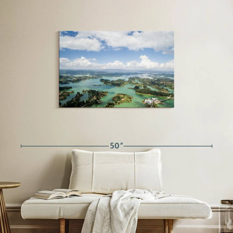 Guatape Lakes, H 24 po x l 36 po