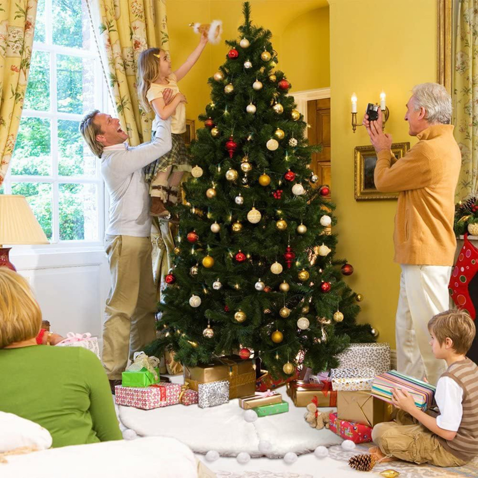 Polyester Blend Tree Skirt