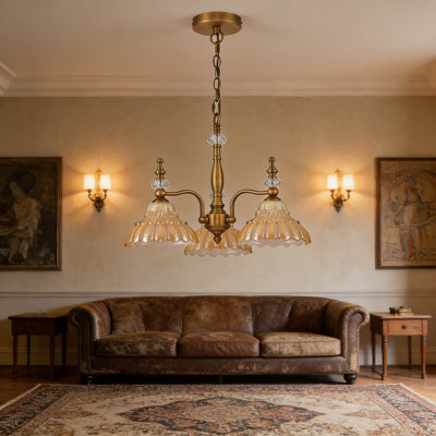 Luminaire suspendu moderne à 3 lumières avec une longueur réglable et des détails en perles de cristal pour la salle à manger, le salon, le vestibule ou la chambre à coucher