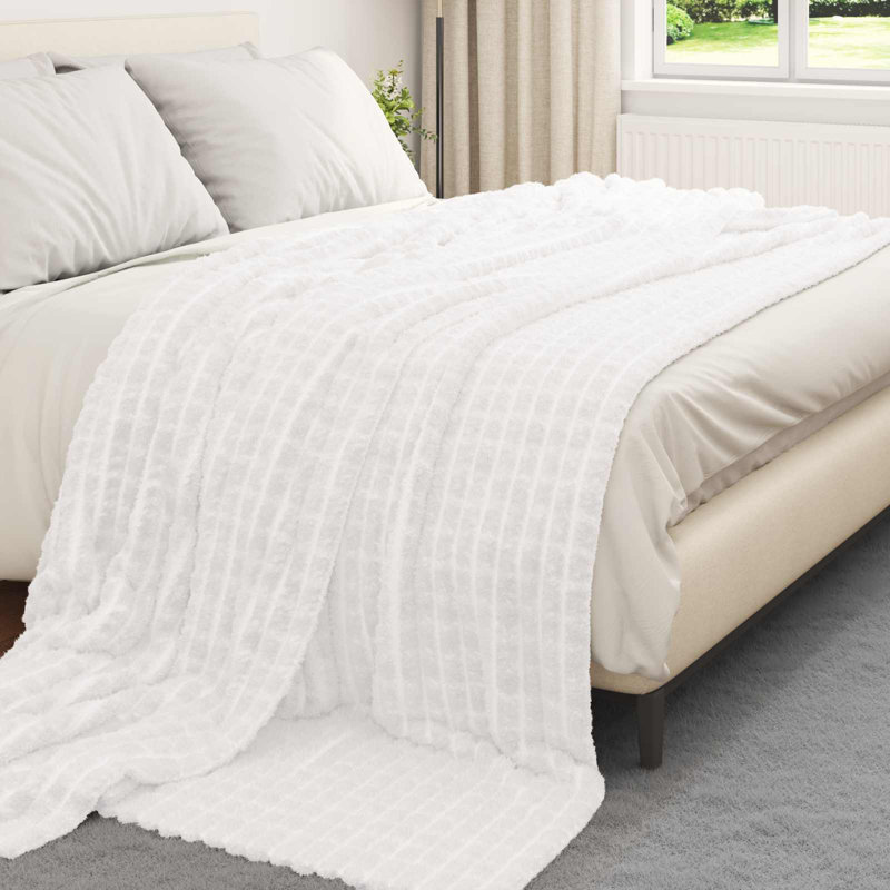 3.3-32 Throw Blanket, 240cm x 220cm, White