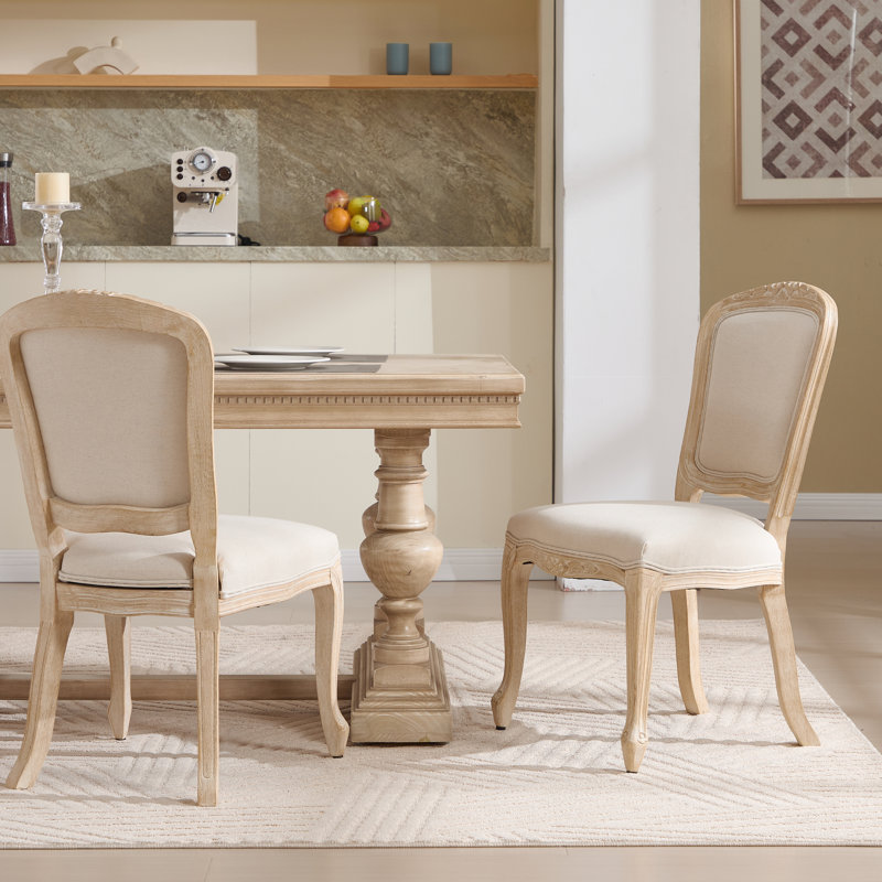 Deux chaises de salle à manger rembourrées de style champêtre français, dossier en éventail, motifs de sculpture exquis, attrait esthétique de tréfilage, démontable, esthétique beige,