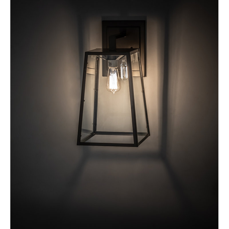 Kellie 1 - Light Armed Sconce
