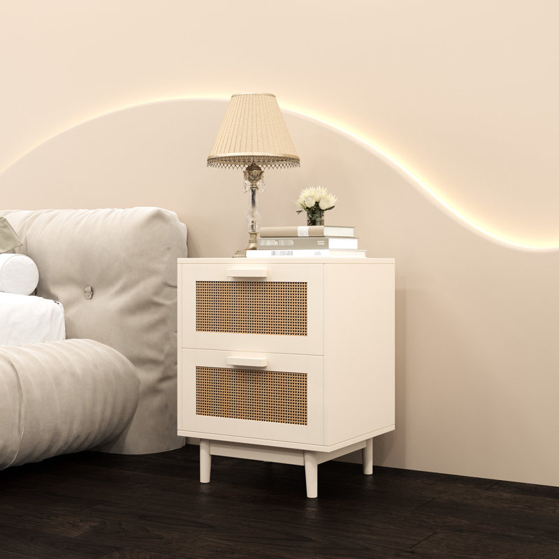 De style table d'appoint pour une chambre à coucher élégante et une table de chevet de salon avec des détails, ajoute de l'élégance à la pièce