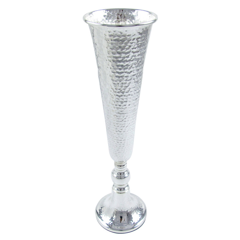 Vase de table en métal Ambir, Argent, H 18,5 po x l 4,75 po x P 4,75 po