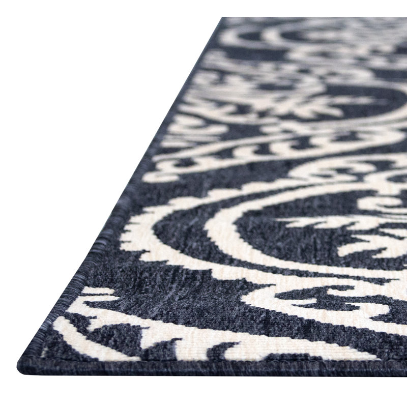 Tapis damassé area black Pellegrino, Rectangle 6 pi 7 po x 8 pi 4 po