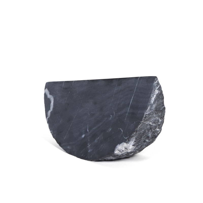 Petit accessoire en marbre Terra (noir), 6" H x 10" W x 3.5" D