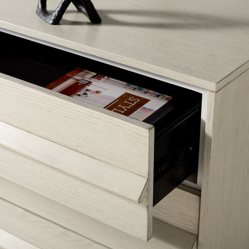 Sauger 35'' W 3 - Drawer Dresser, White Wash