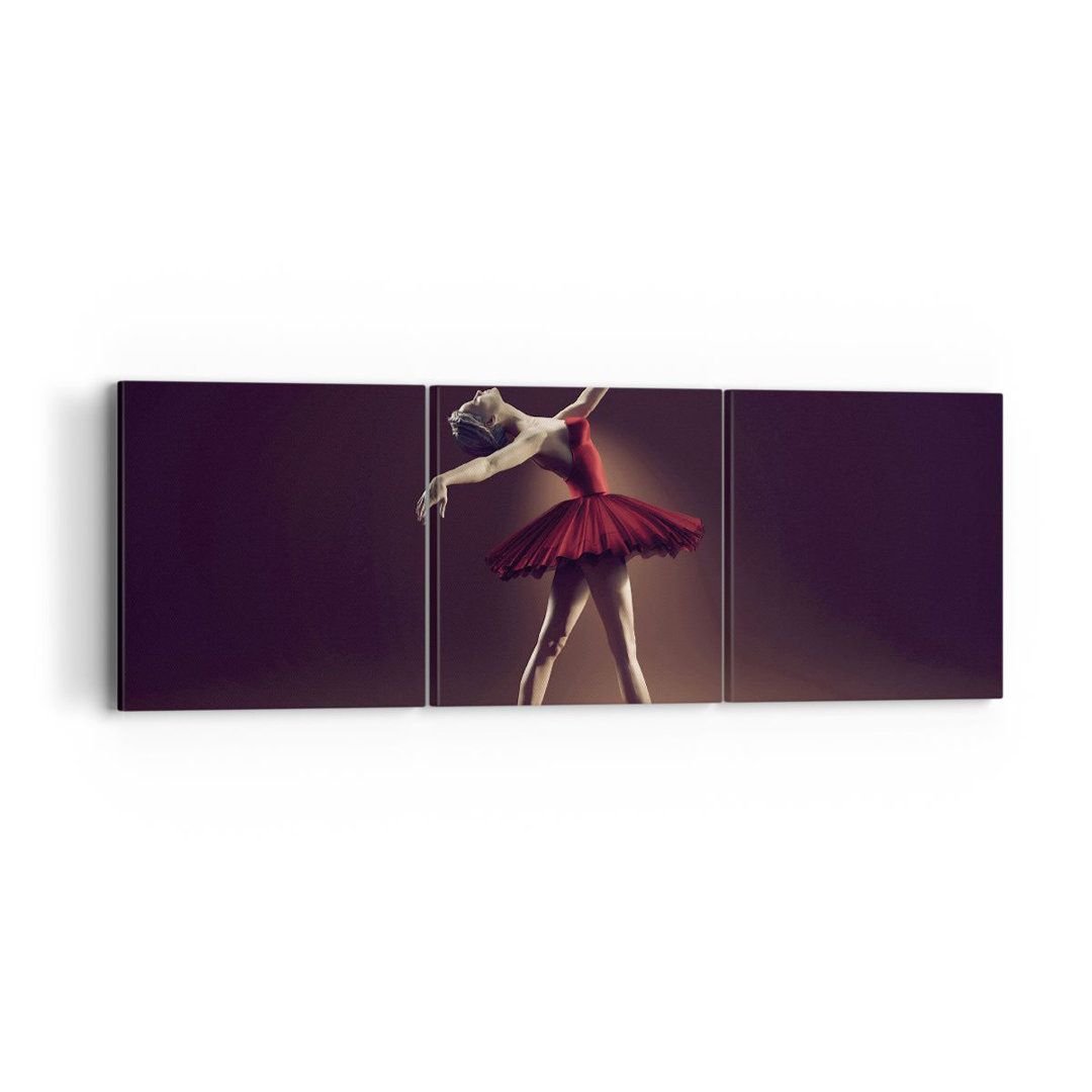 Ballerina Rotes Kleid