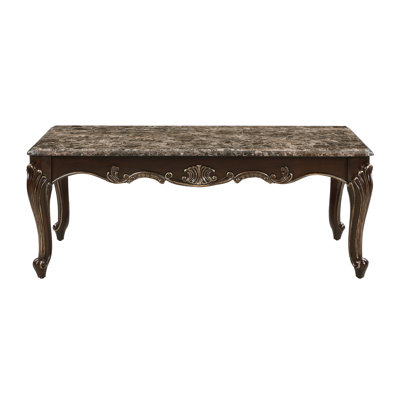 Table de salon traditionnelle à plateau rectangulaire en marbre avec finition en faux bois de cerisier et garniture dorée