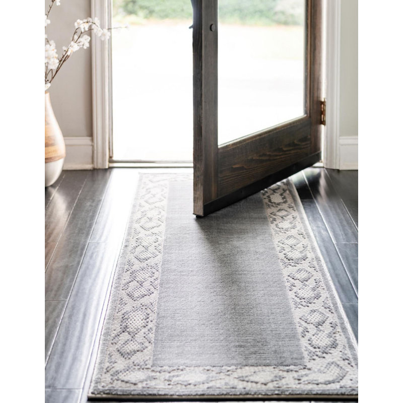 Geometric Indoor Rug, Rectangle 7'10" x 10'