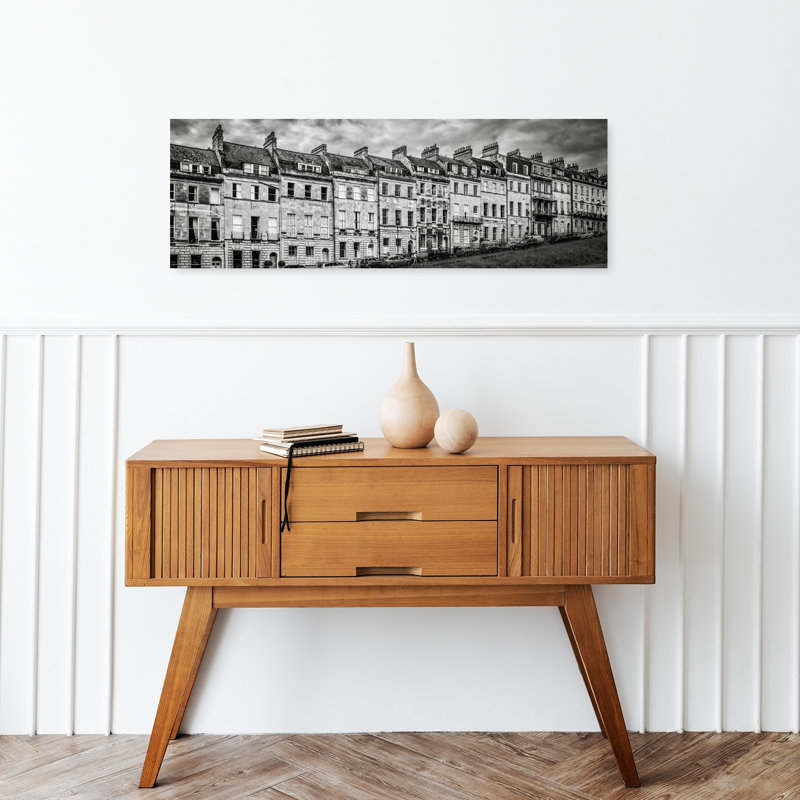 Historic City Terrace Classic Dramatic Elegant Architecture City Wall Art, H 36 po x l 12 po