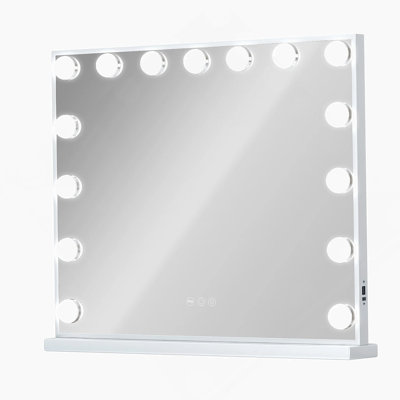 Miroir de salle de bain avec lumières
