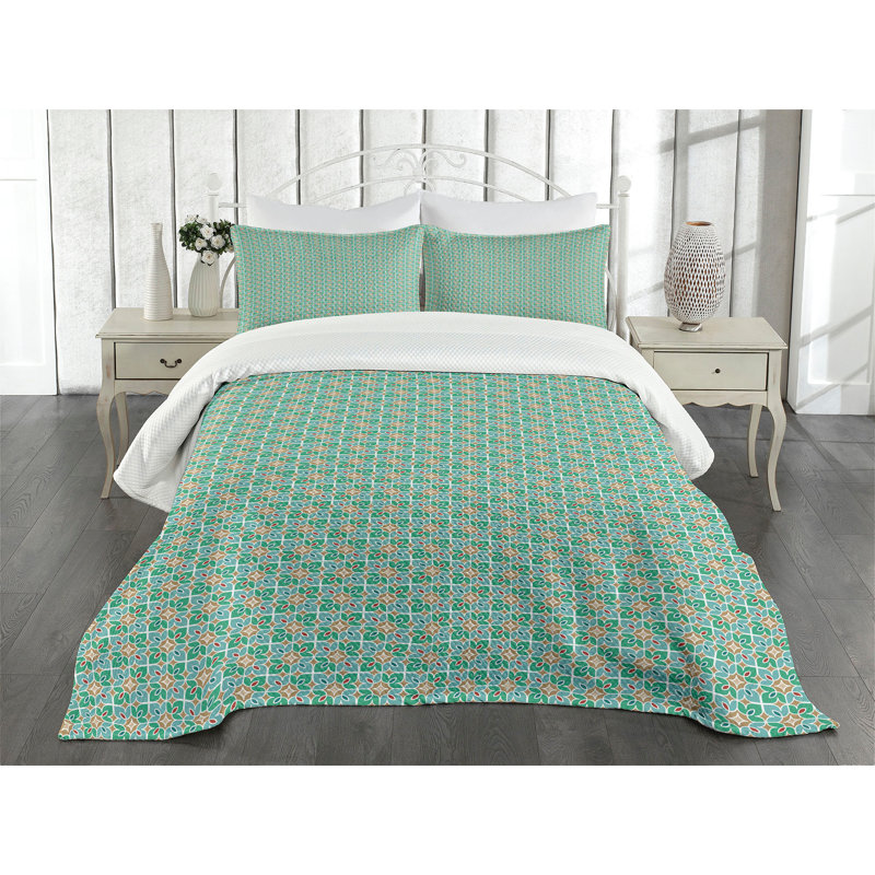 Teal and White Floral Moroccan King Bedspread Set
