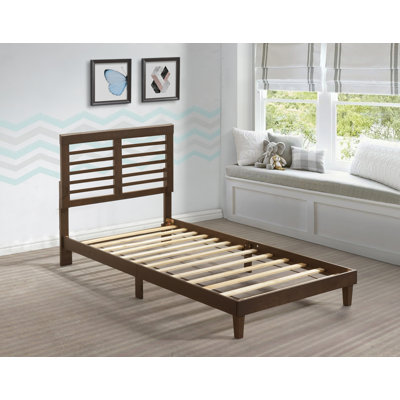 Isaul Slat Bed