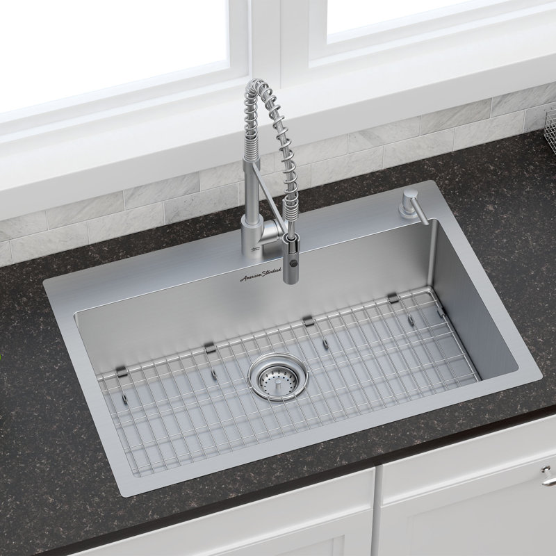 Évier de cuisine 33 po x 22 po avec robinet semi-professionnel Culver