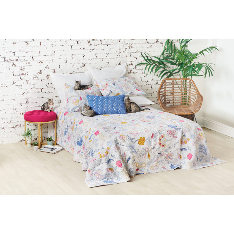 Brie Cotton Floral Bedding Set