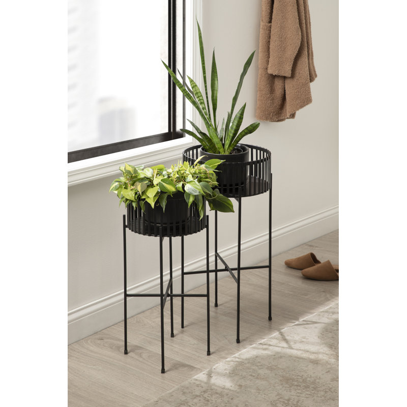 Dulaney Metal Elevated Planter, Black