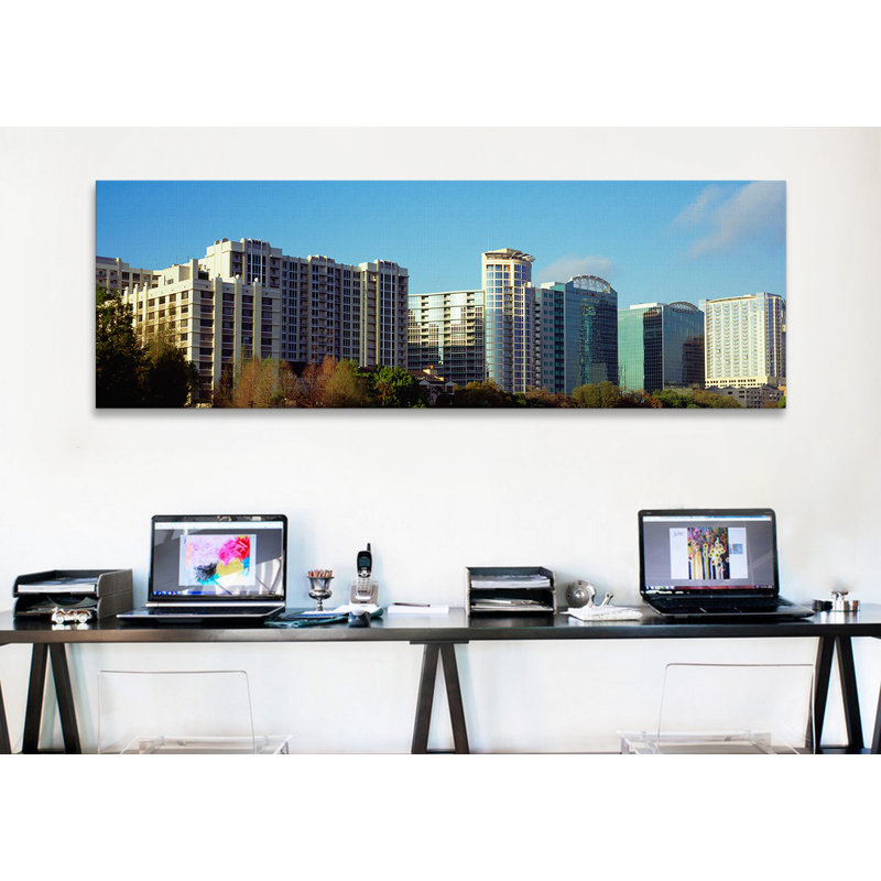 Panoramique, «Skyscrapers in a City, Lake Eola, Orlando, Orange County, Florida», reproduction de photo sur toile
