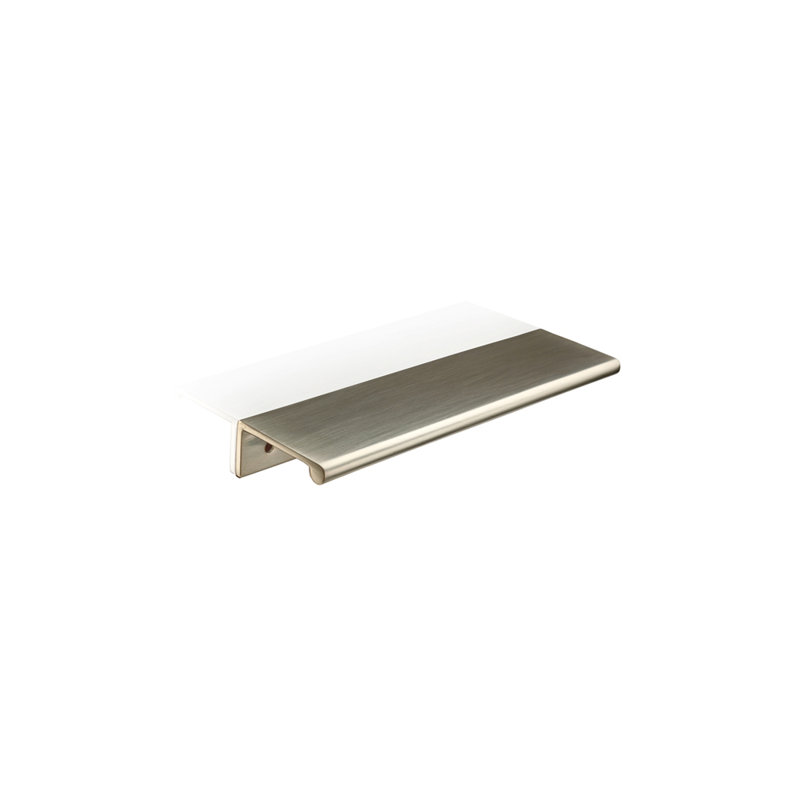 Tirette pour le doigt Ruby Edge, 3 po, Chrome satiné