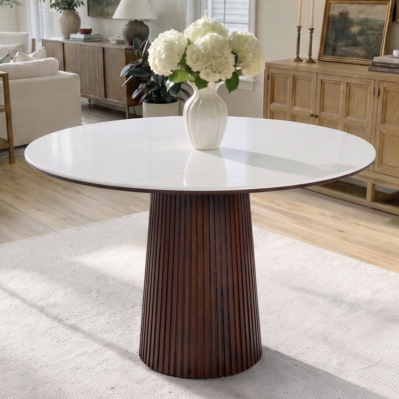 Table de salle à manger ronde Aurelia 42 po en pierre frittée avec pied central pour 4 personnes