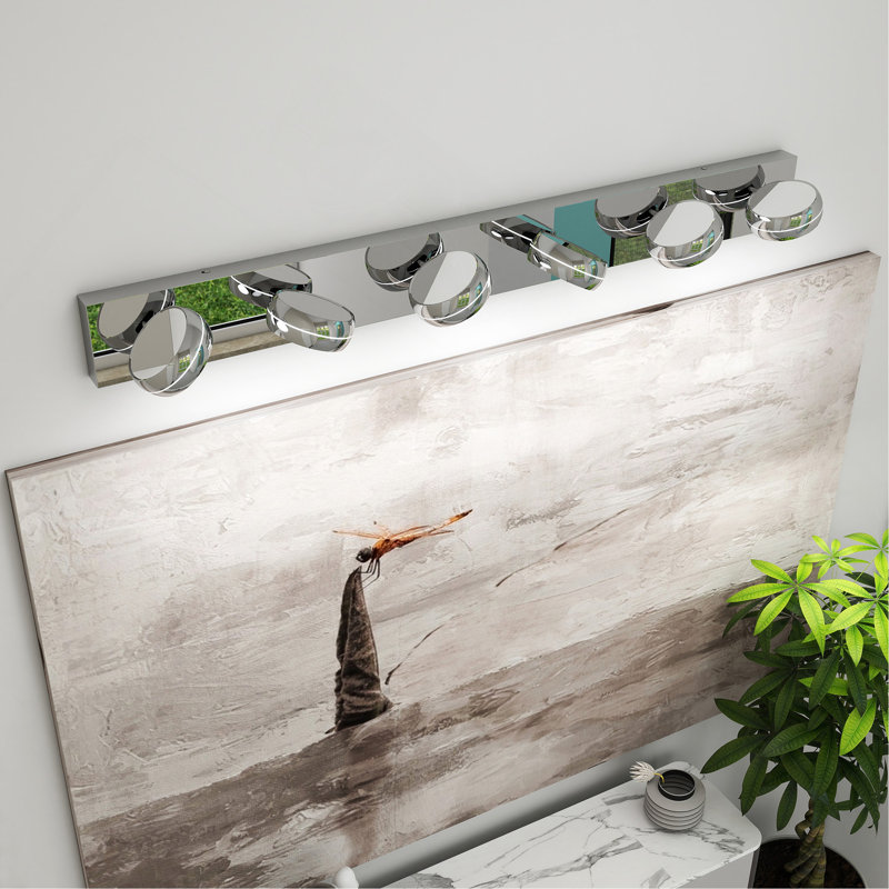 Luminaire à DEL pour salle de bain Luminaire de salle de bain à DEL sur miroir, H 4,3 po x l 42,9 po x P 5,8 po, Six lumières