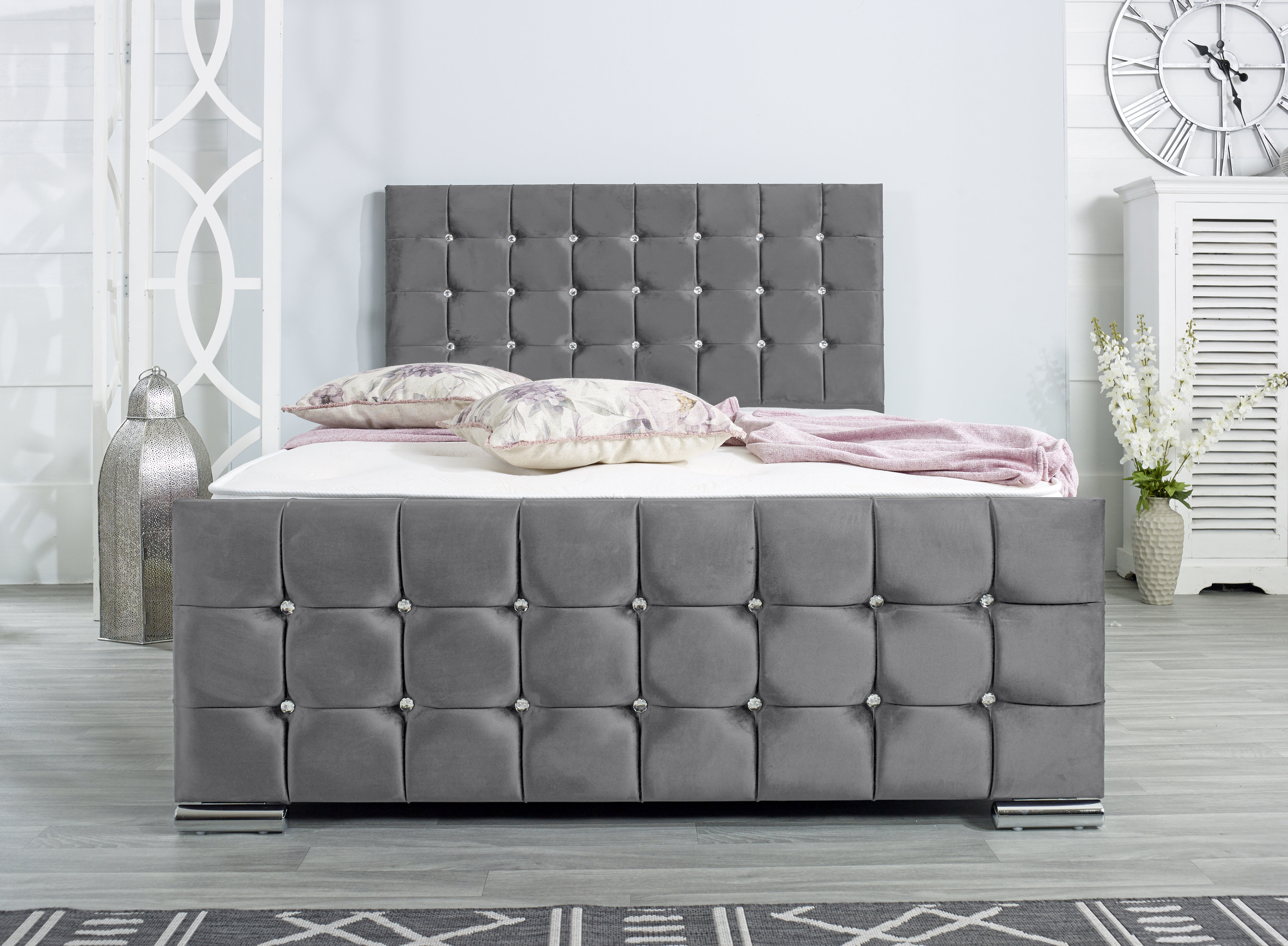 Queen diamond bed deals frame