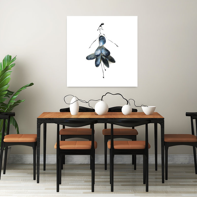 Mussel Shell Dress, élégante décoration murale minimaliste fantaisiste côtière, H 32 po x l 32 po