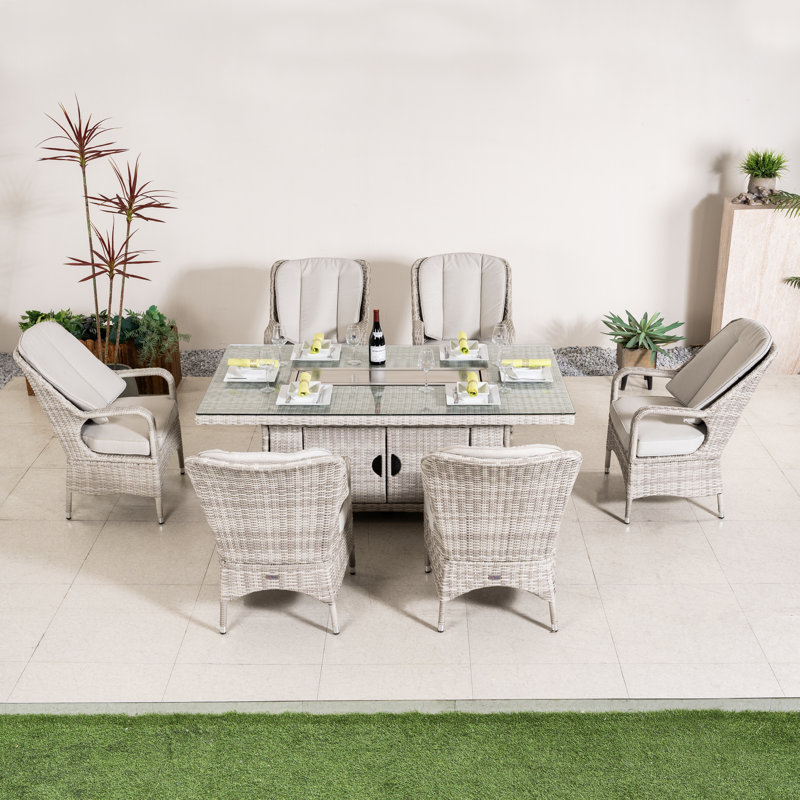 Ensemble repas pour 6 personnes avec table de foyer rectangulaire avec coussins inclus