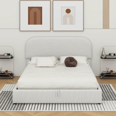 Grand lit plateforme tapissier