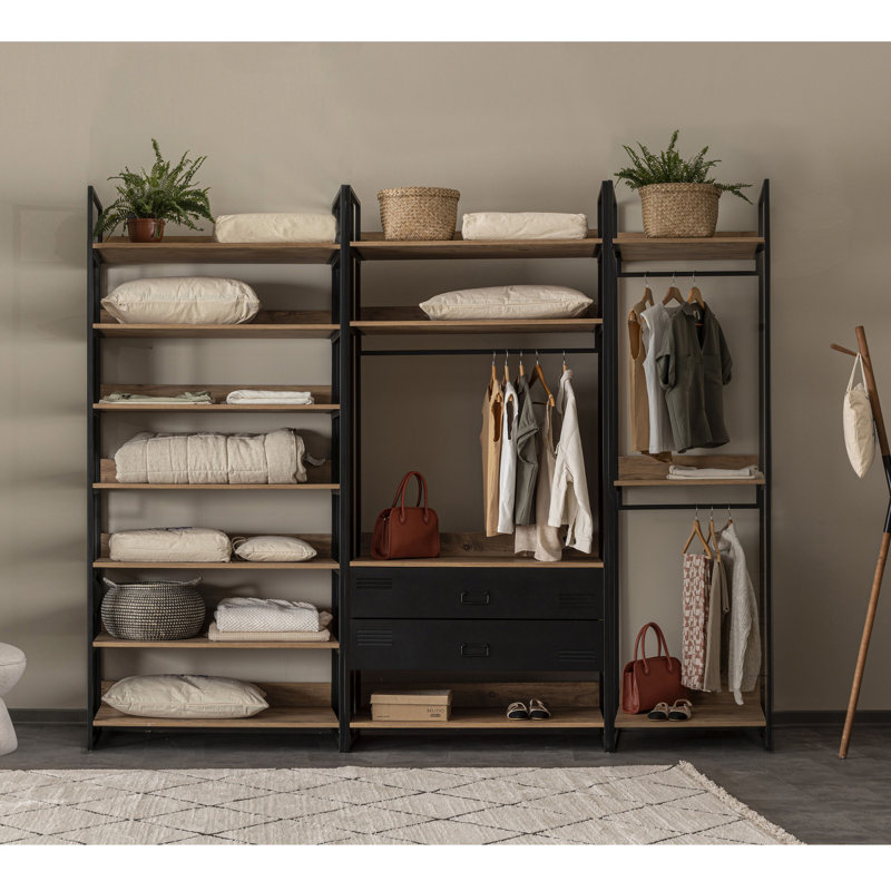 Armoire Lowrie