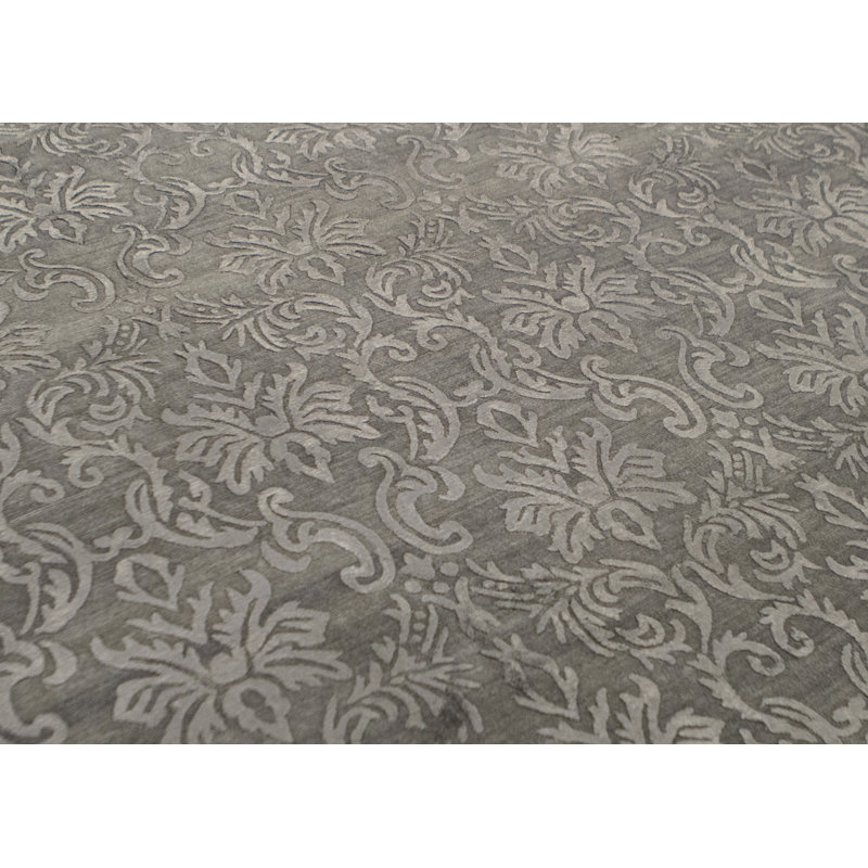 Wool Damask Area Rug in Gray
