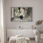 Fleurs blanches dans le vase, impression sur toile encadrée-109881667-109881671