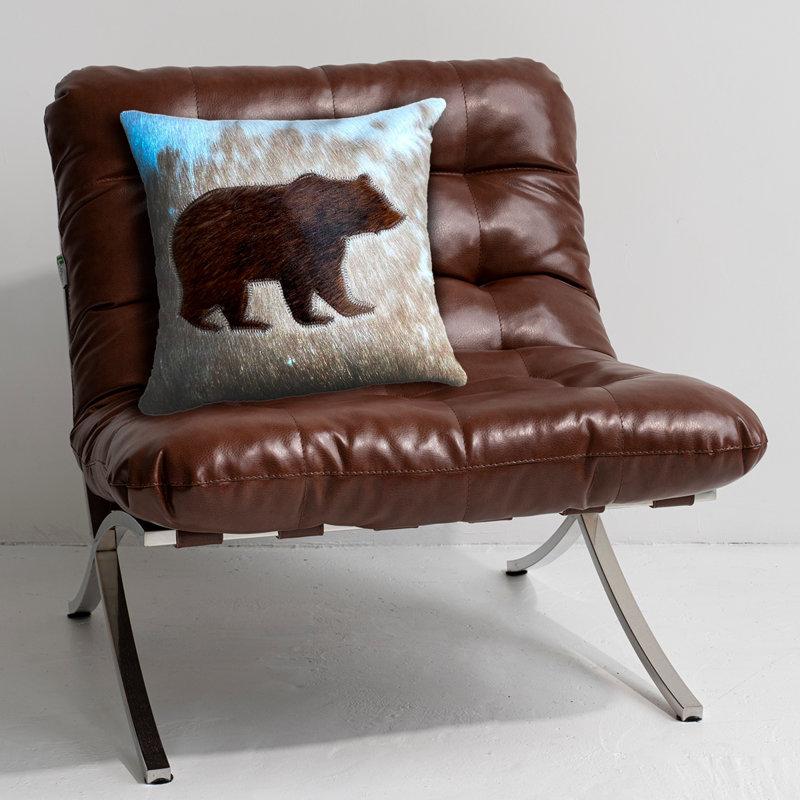Housse de coussin en cuir de vache avec ours, H 18 po x l 18 po