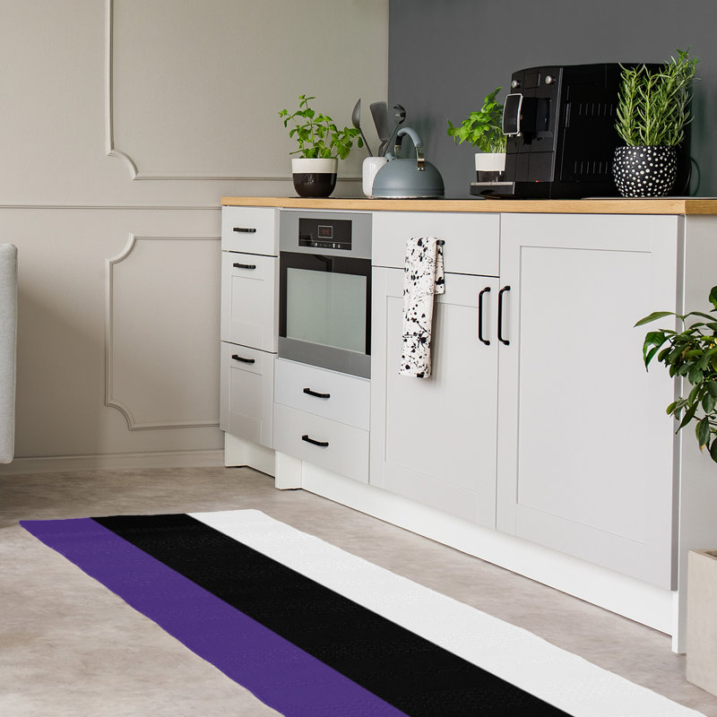 Tapis mauve/noir, Tapis de couloir 2 pi 6 po x 8 pi