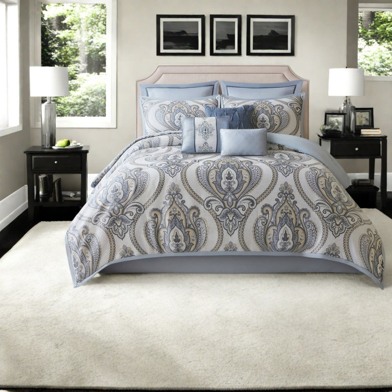 Polyester Damask Comforter Set