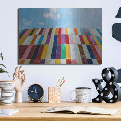 «Glass Rainbow», art mural en métal