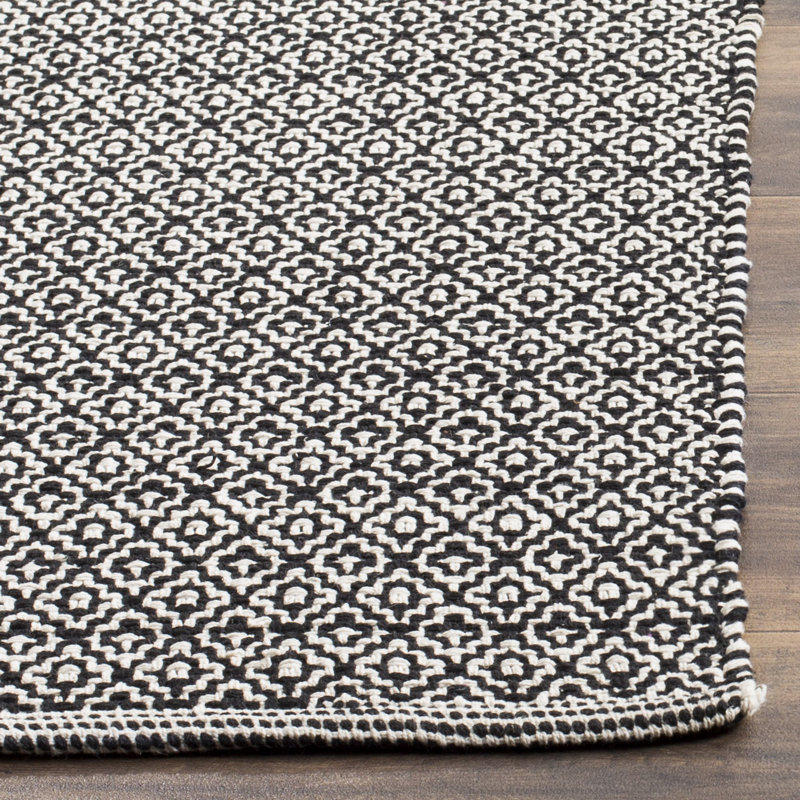 Tapis ivoire / noir en coton tissé à plat à la main à motif géométrique Bester, Rond 6 pi