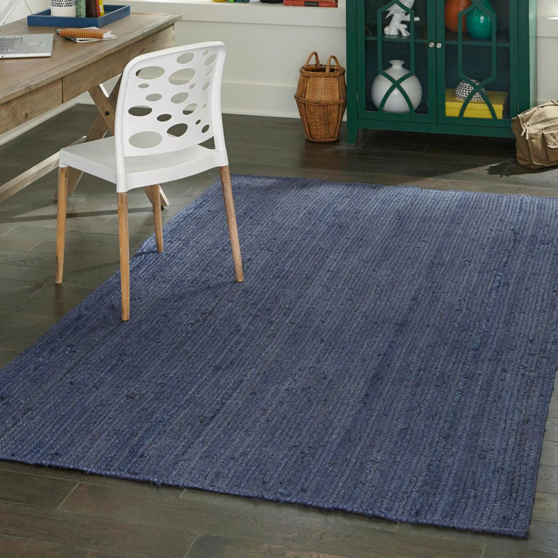 Tapis bleu marine tressé à la main Catriona, Rectangle 12 pi 2 po x 16 pi 1 po