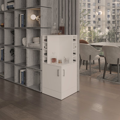 Armoire d'angle avec huit casiers à bouteilles de vin et double porte, armoire à boissons alcoolisées, armoire de rangement