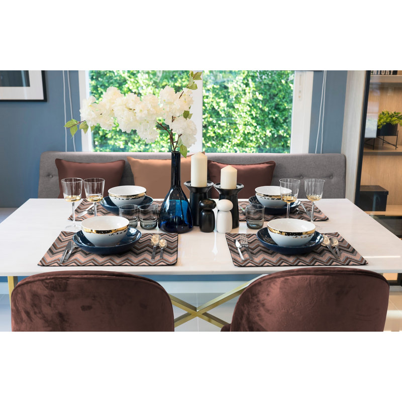 Kurtus Dining Linen Set, Pink/Black/Grey