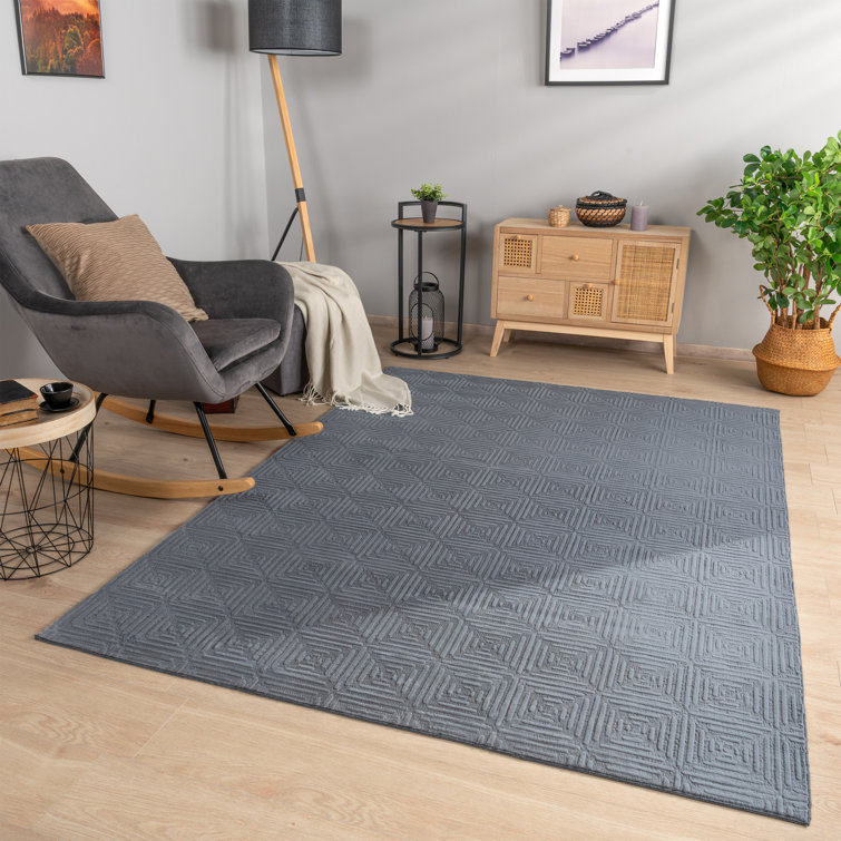 Tapis rectangulaire gris en polyester fabriqué à la machine géométrique Latanza